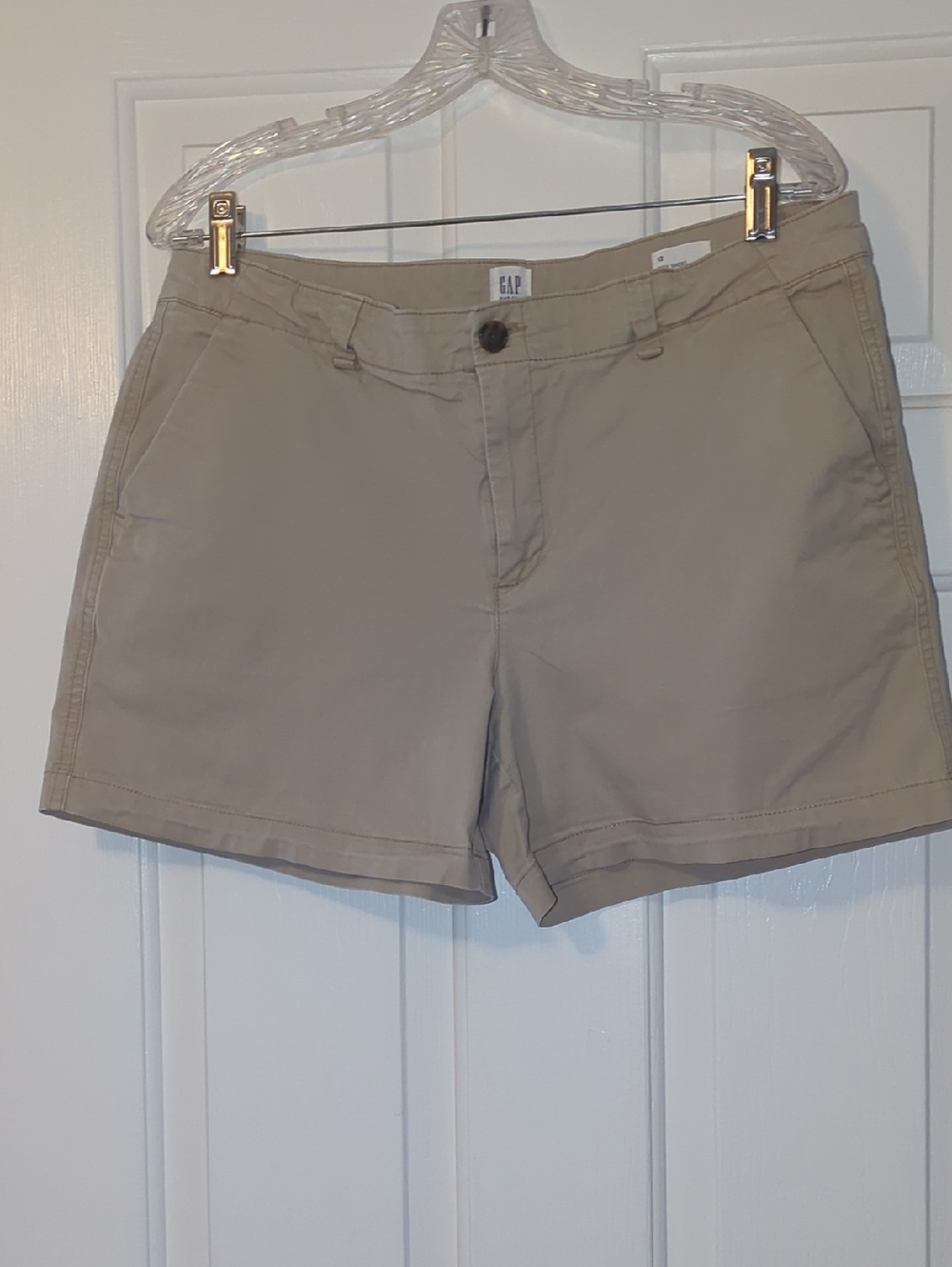 GAP Women's Tan Cotton City Shorts